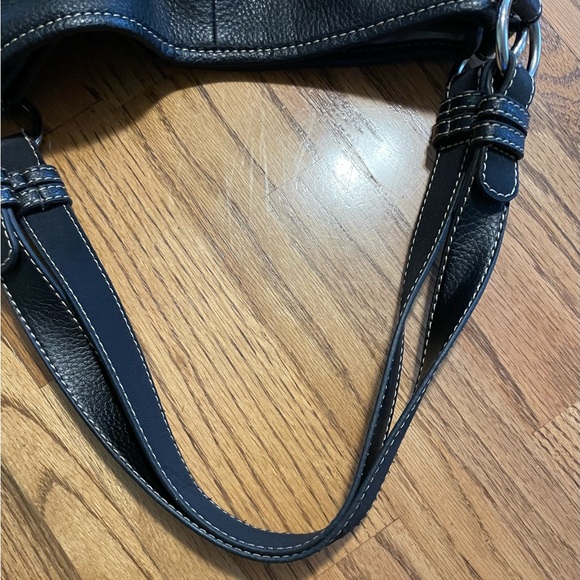 The Sak Black Leather Shoulder Bag - Picture 9 of 10